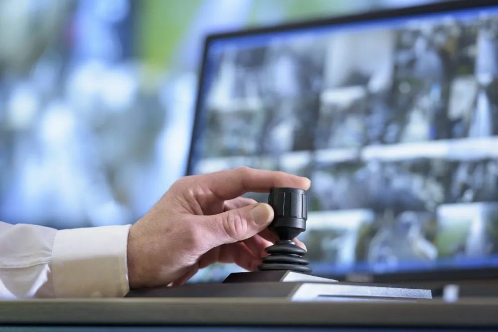 职场“猫鼠游戏”：员工监控软件非常流行